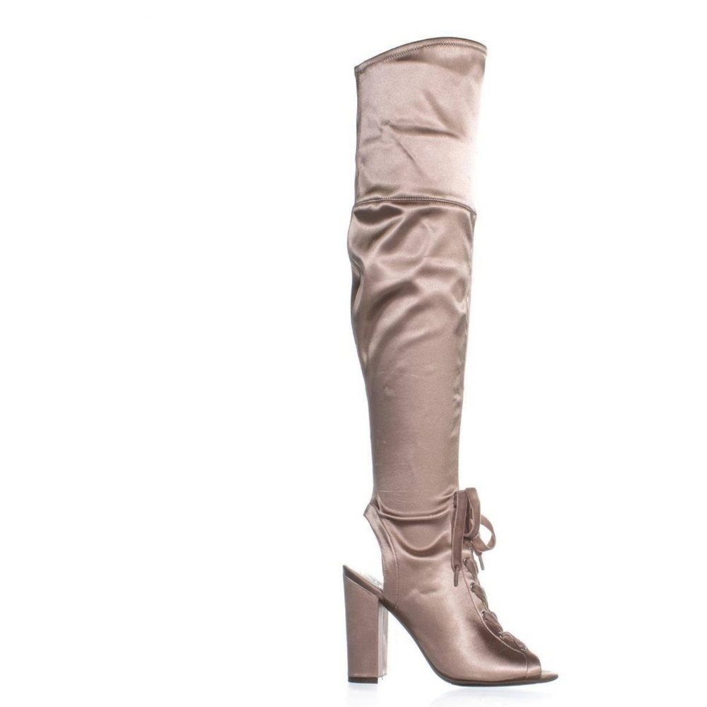 Guess Shoes - Picture 4 of 4
